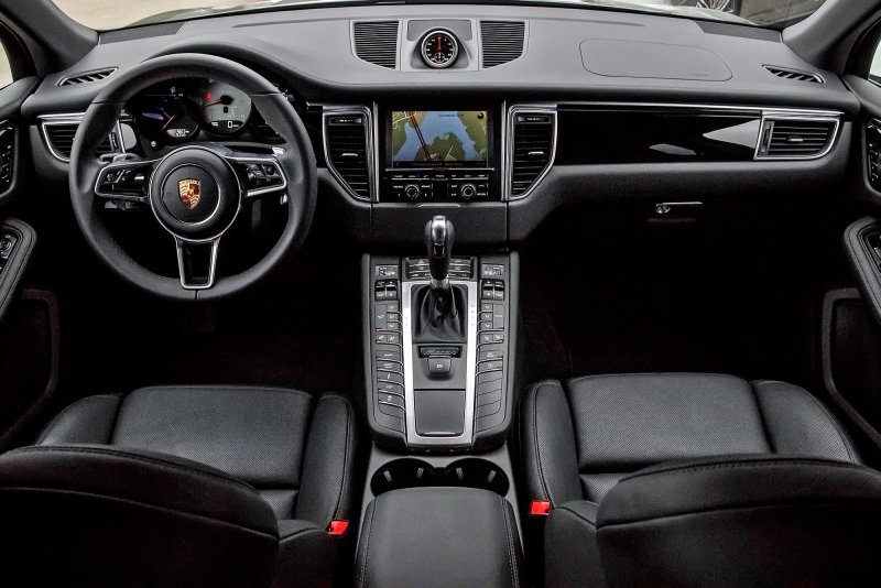 Porsche Macan 2014 салон