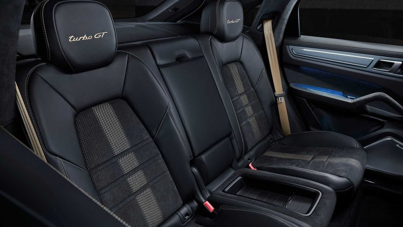 Cayenne gt 2021