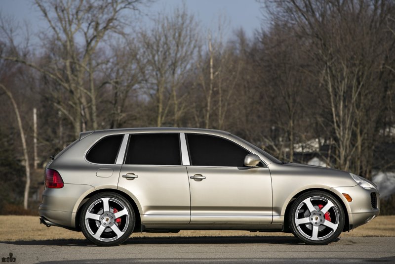 Porsche Cayenne Turbo s 2004