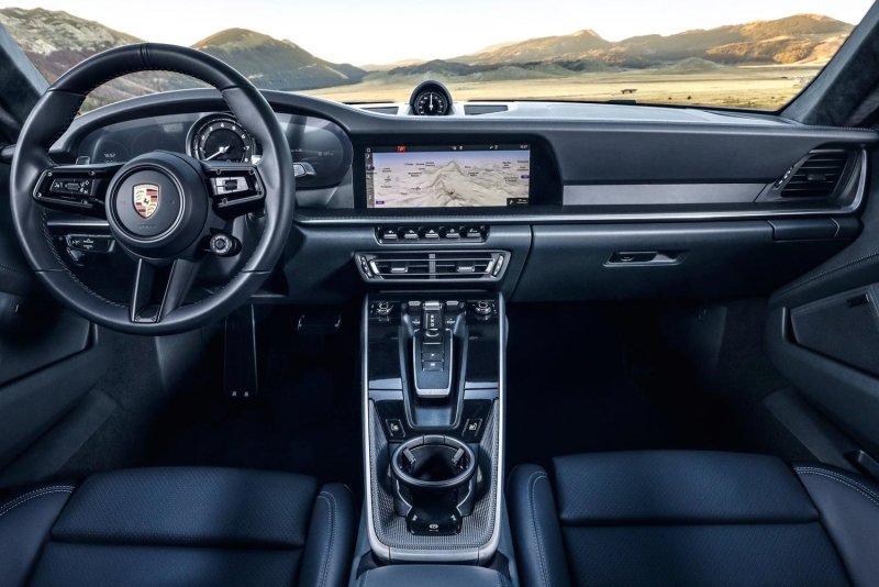 Porsche 911 Carrera 4s 2019 салон