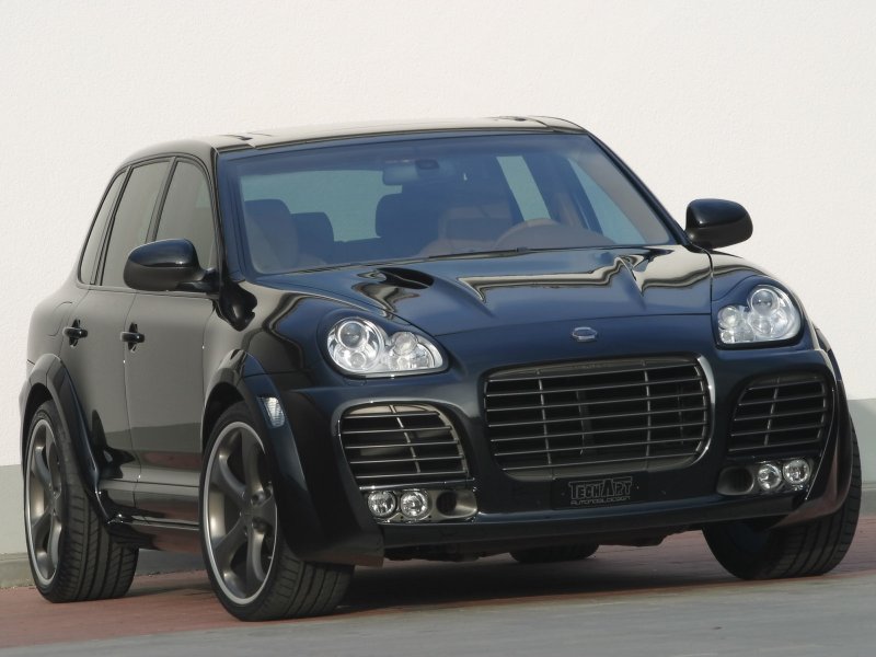 Porsche Cayenne Magnum