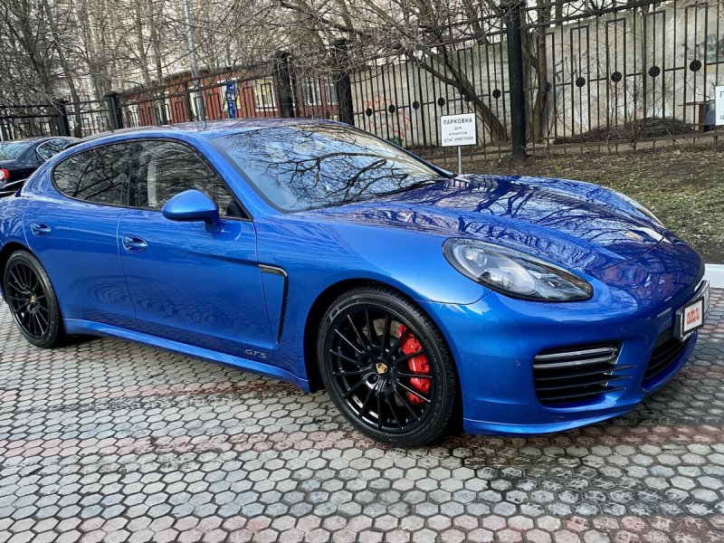 Porsche Panamera GTS
