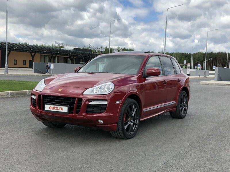 Porsche Cayenne GTS 957