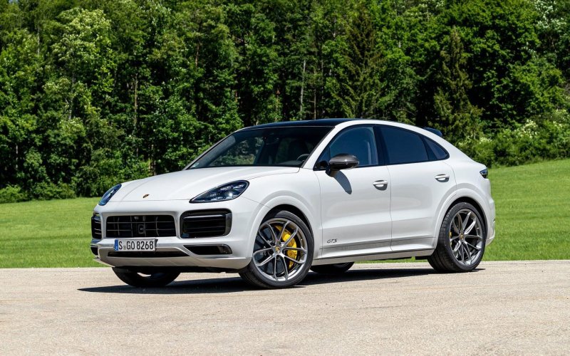 Porsche Cayenne Coupe GTS 2021