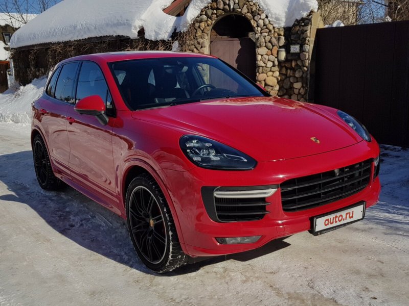 Porsche Cayenne GTS 958 красный