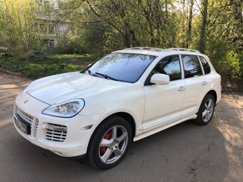 Porsche Cayenne 957 белый