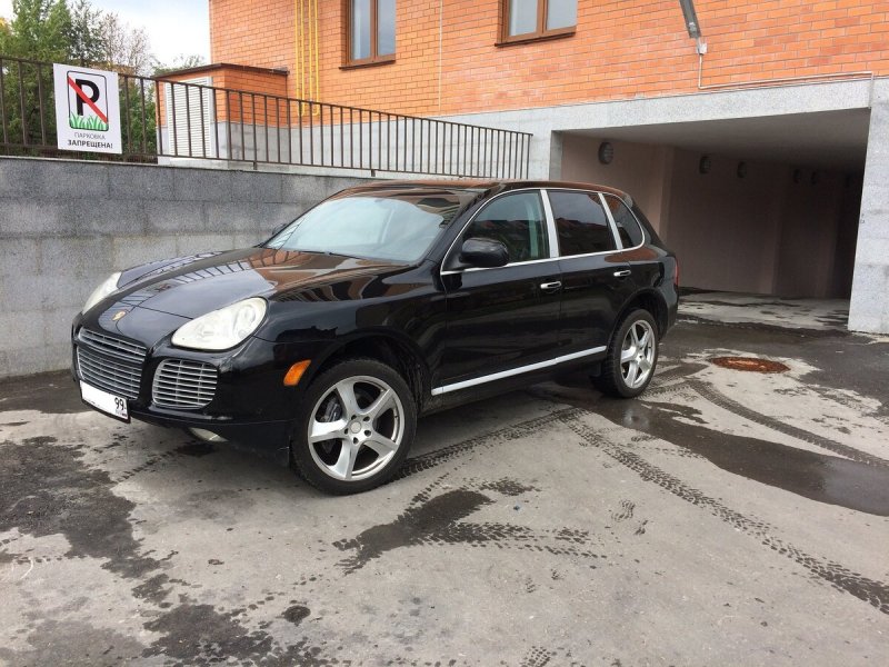 Порше Кайен 2005 года