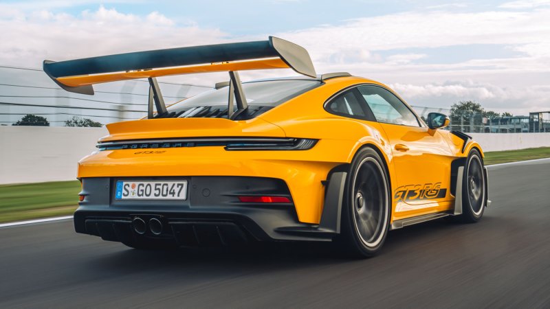 Порше 911 2022 gt