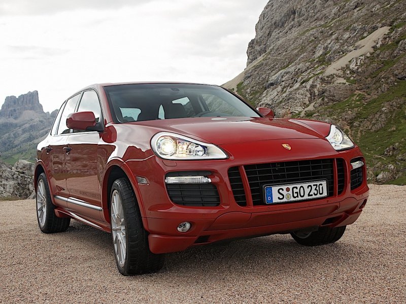 Porsche Cayenne GTS 957