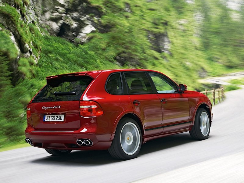 Porsche Cayenne GTS 2010