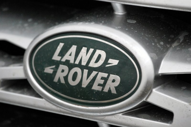 Land Rover значок