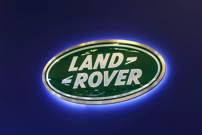 Логотип Land Rover заставка