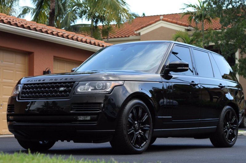 Range Rover черный