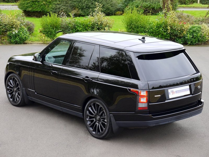 Land Rover range Rover l405 Black