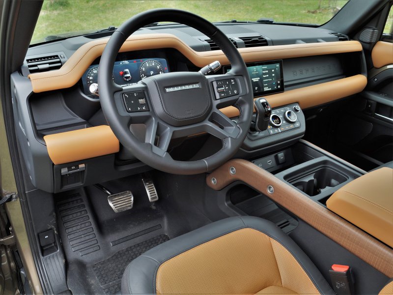 Land Rover Defender 2020 салон