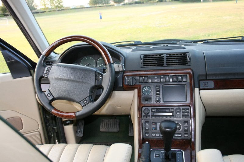 Land Rover range Rover 2000 салон