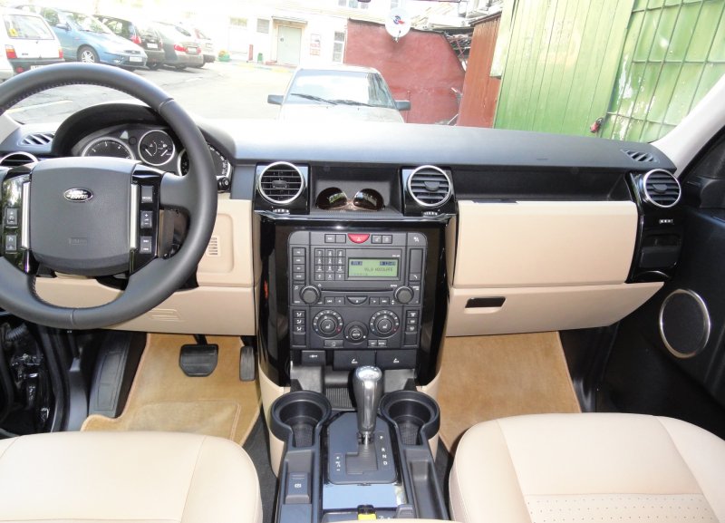 Land Rover Discovery 3 2007 салон