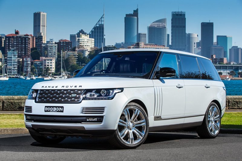 Range Rover 2022 белый