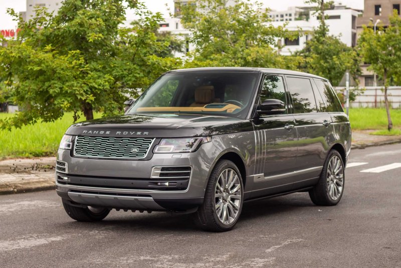 Range Rover SV Autobiography 2021