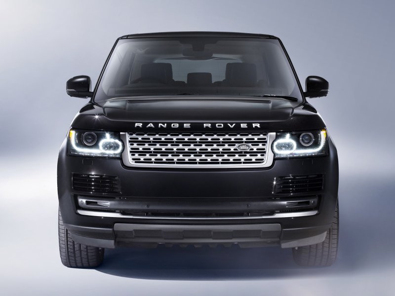 Land Rover range Rover спереди