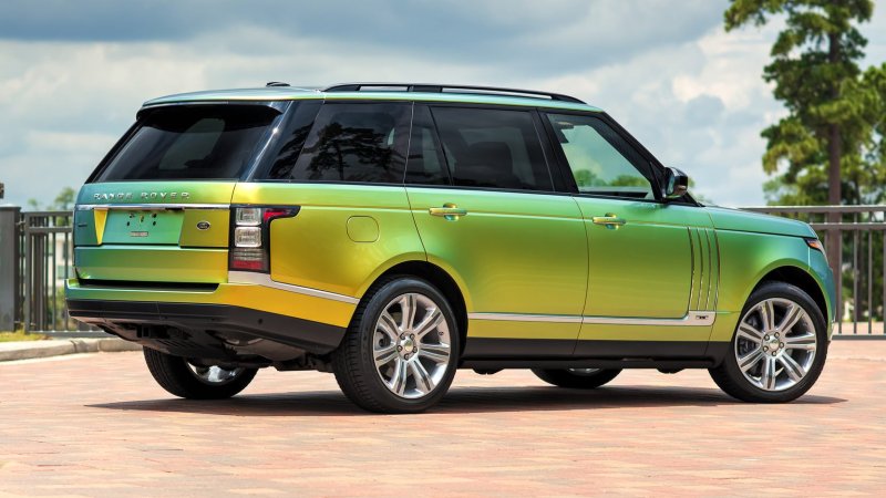 Range Rover 2022 зеленый