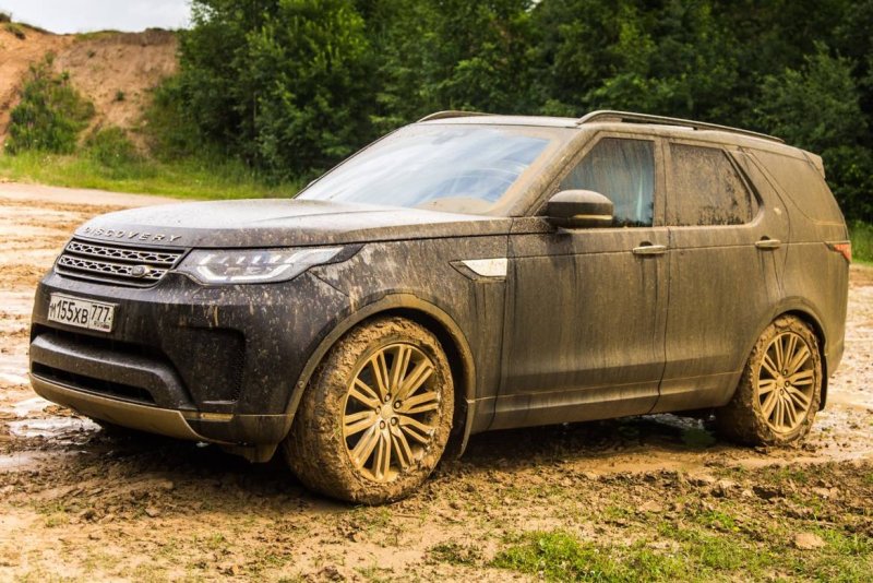 Land Rover Discovery 5