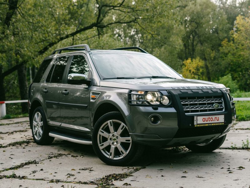 Land Rover Freelander 2 3.2 233 л