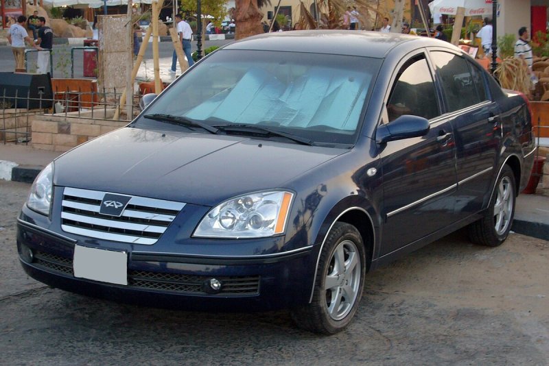 Vortex Estina 2012 седан