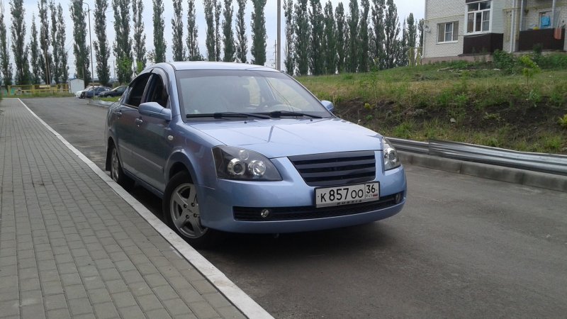 Chery fora с чёрными бамперами