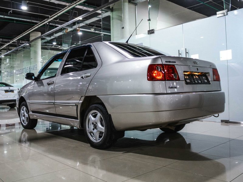 Chery Amulet (a15) i