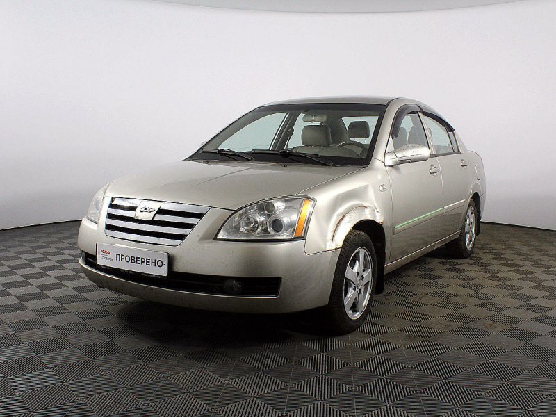 Машина Chery fora a21
