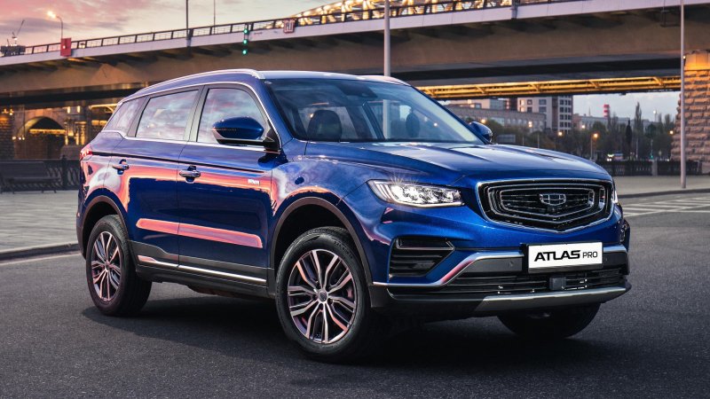 Новый Geely Atlas Pro 2021