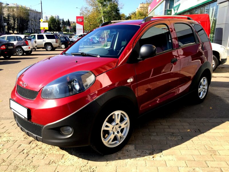 Chery indis s18d красный