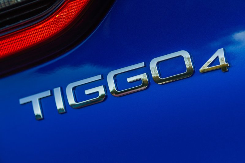 Tiggo надпись