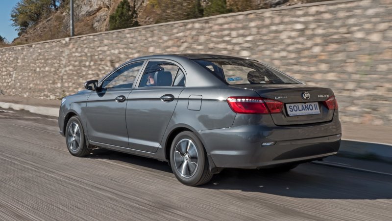 Lifan Solano 2