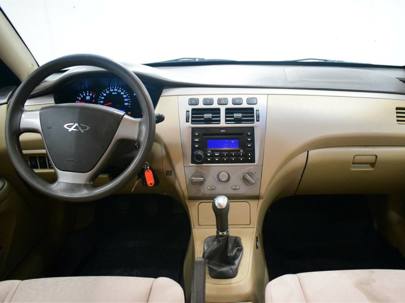 Chery fora 2009 салон