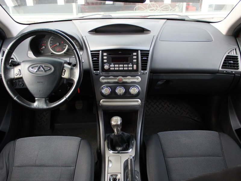 Chery m11 салон