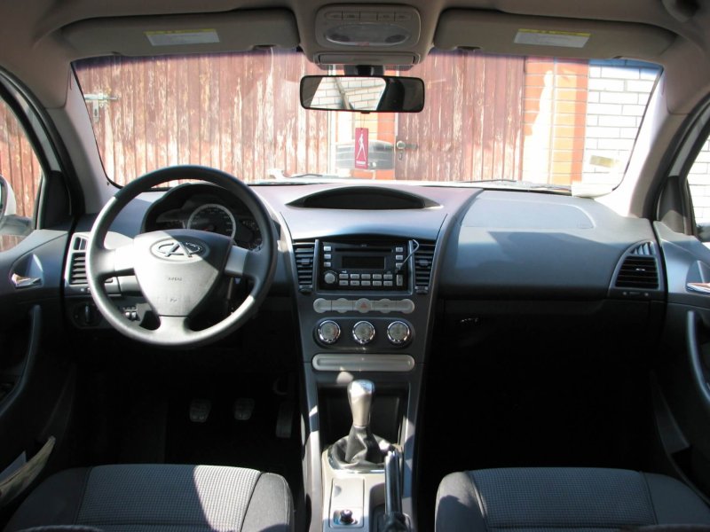 Chery m11 салон