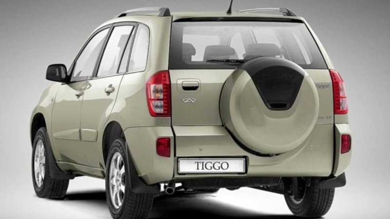Chery Tiggo FL сзади