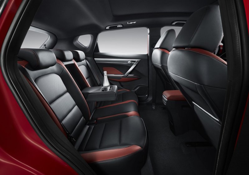 Geely Coolray 2022