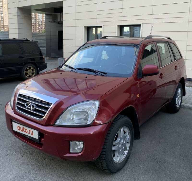 Chery Tiggo t11 красная