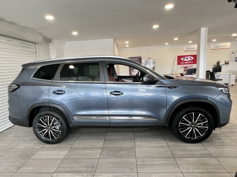 Chery Tiggo 8 Pro стальной серый