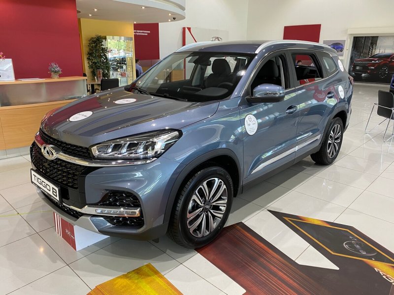 Tiggo 8