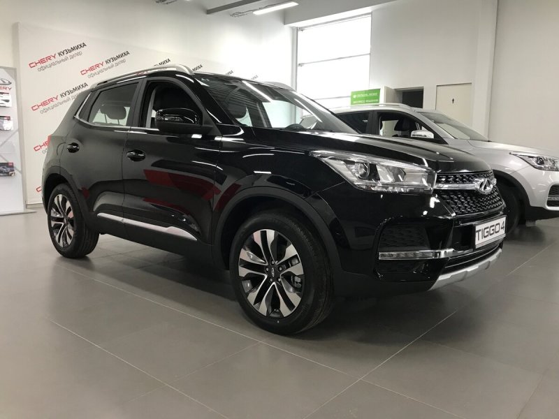 Chery Tiggo 4 Cosmo черный