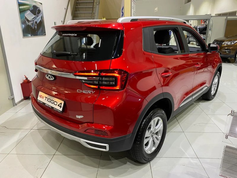Chery Tiggo 4 красный