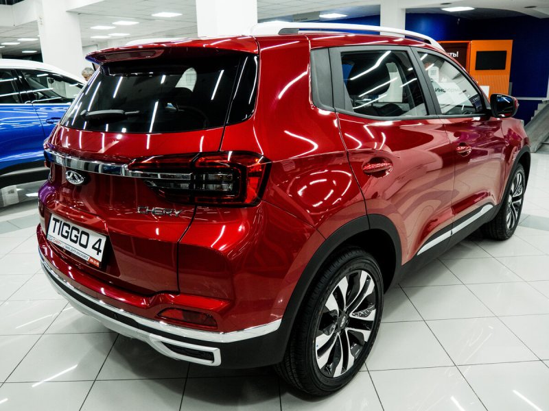 Chery Tiggo 4 2021 красный