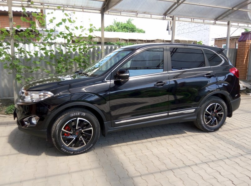 Chery Tiggo 8 черный диски