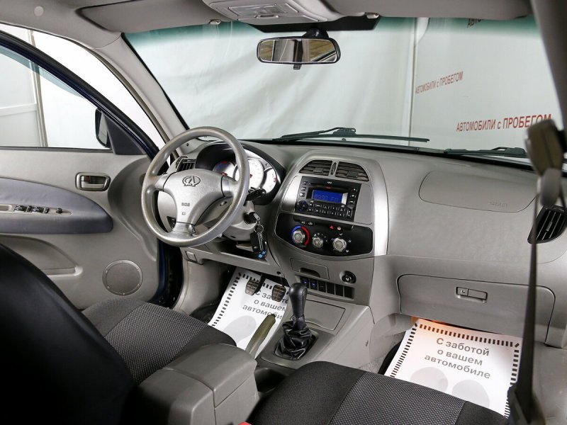 Tiggo t11 салон