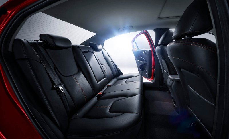 Chery Arrizo 7 салон