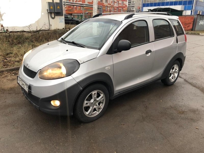 Chery indis (s18d) 1.3 AMT новая